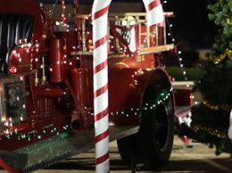 Giant Candy Canes Giant Candy Canes