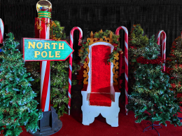 Lights & Santa's Throne Lights & Santa's Throne