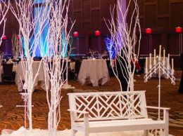 Winter Wonderland Bench & Candelabra Winter Wonderland Bench & Candelabra
