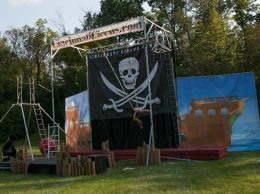 Pirate Ship & Flag Backdrop w/Pier Posts Pirate Ship & Flag Backdrop w/Pier Posts