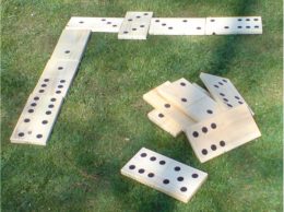 Yard Dominoes Yard Dominoes