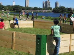 Gaga Pit Volleyball Gaga Pit Volleyball