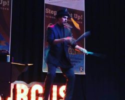 Cincinnati Juggler Juggling