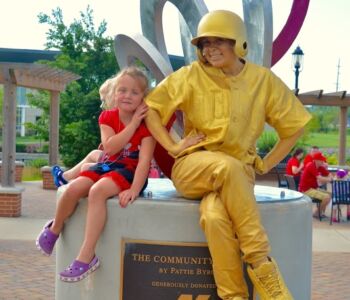 living statues cincinnati oh