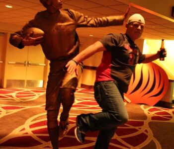 living statues cincinnati oh