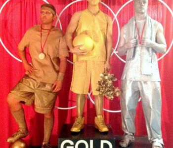 living statues cincinnati oh