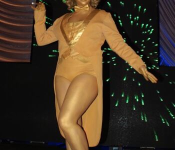 Cincinnati OH Living Statues