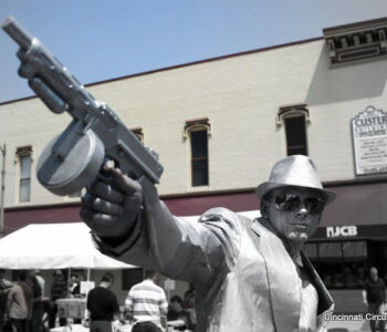 Cincinnati OH Living Statues